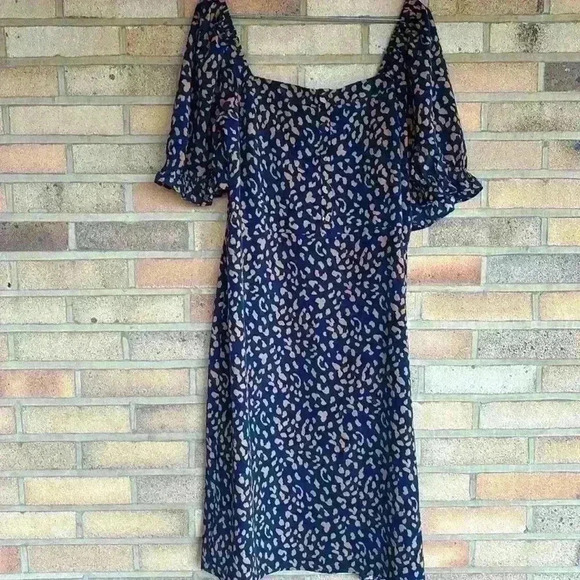 NWT Chelsea28 short sleeve puff sleeve knee length leopard print dress - Picture 3 of 9